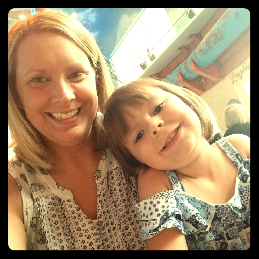Meet your Posher, Andrea - Picture 1 of 1